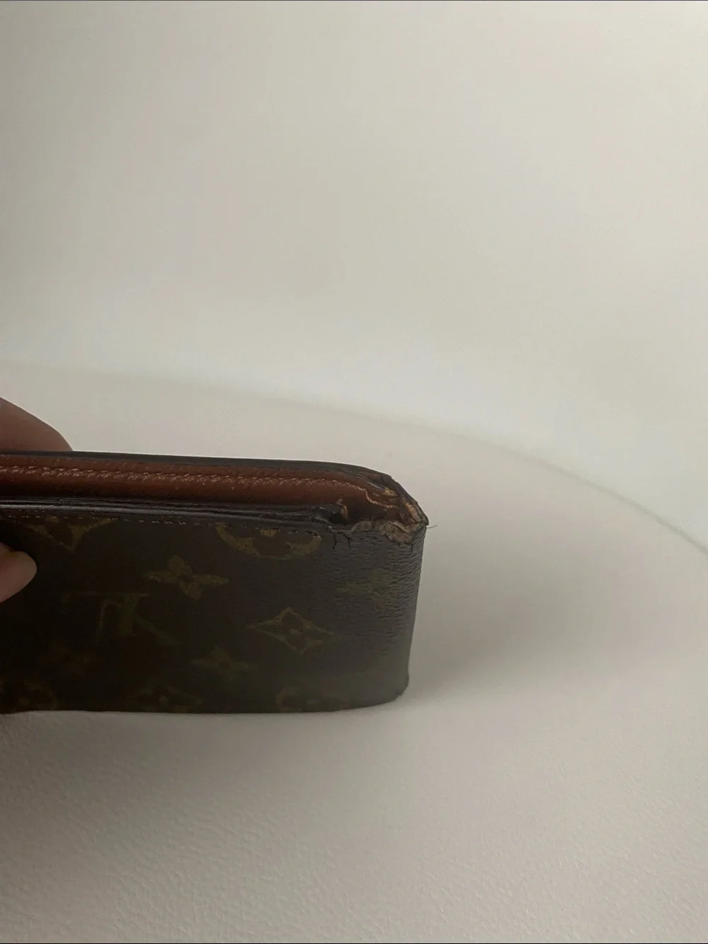 Men’s Or Women’s Louis Vuitton Brown & Gold Monogram Card Holder Wallet